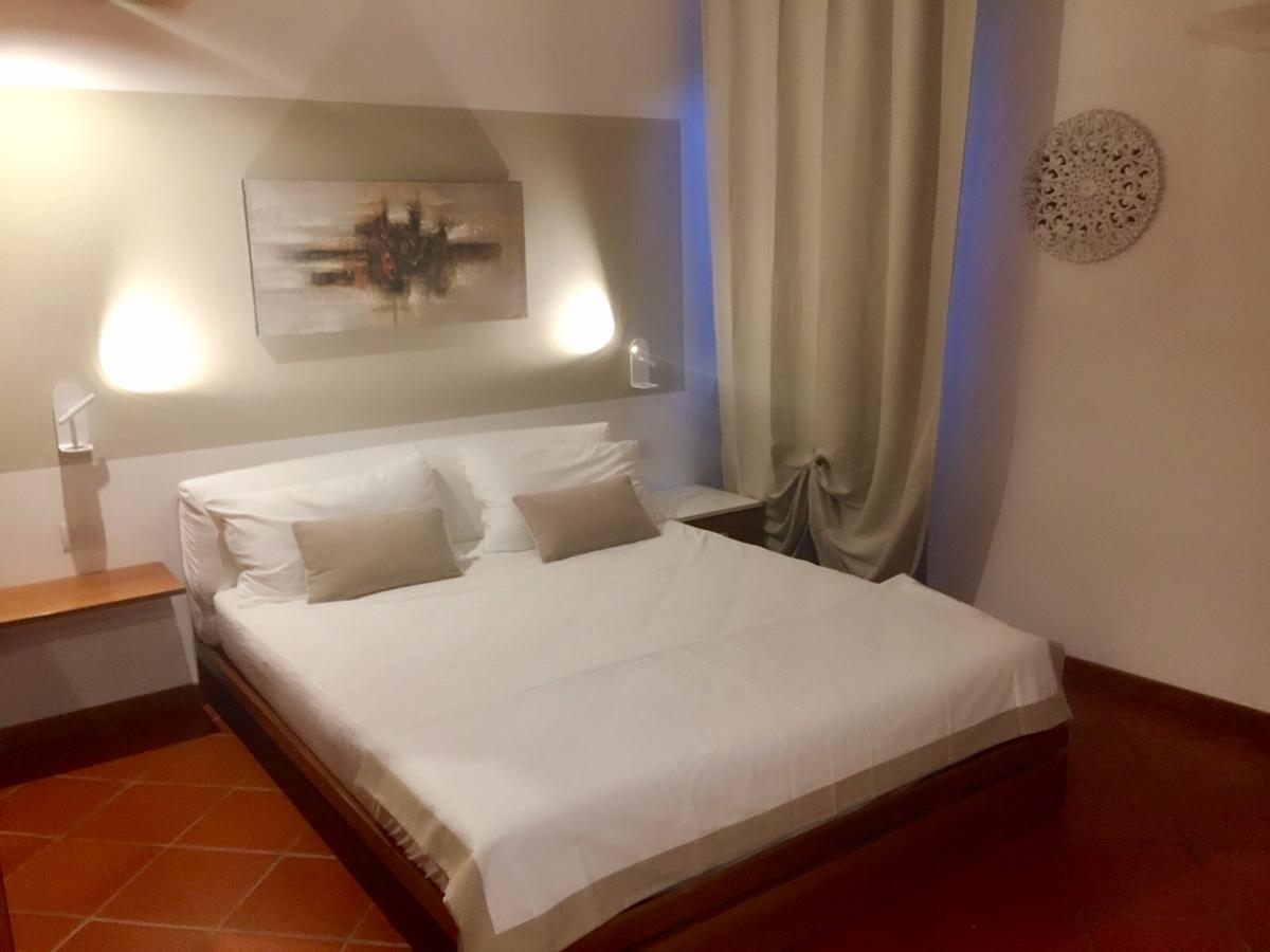 Marie Rose Luxury B&B & Apartment Desenzano del Garda Luaran gambar
