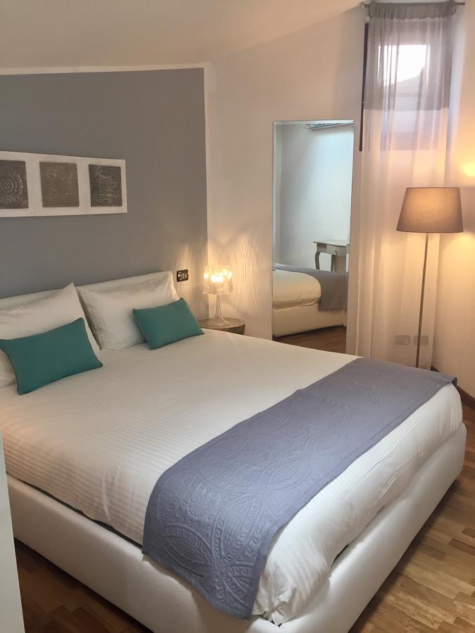 Marie Rose Luxury B&B & Apartment Desenzano del Garda Luaran gambar